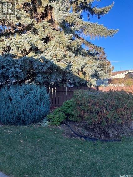 1011 Granville AVENUE — photo 47