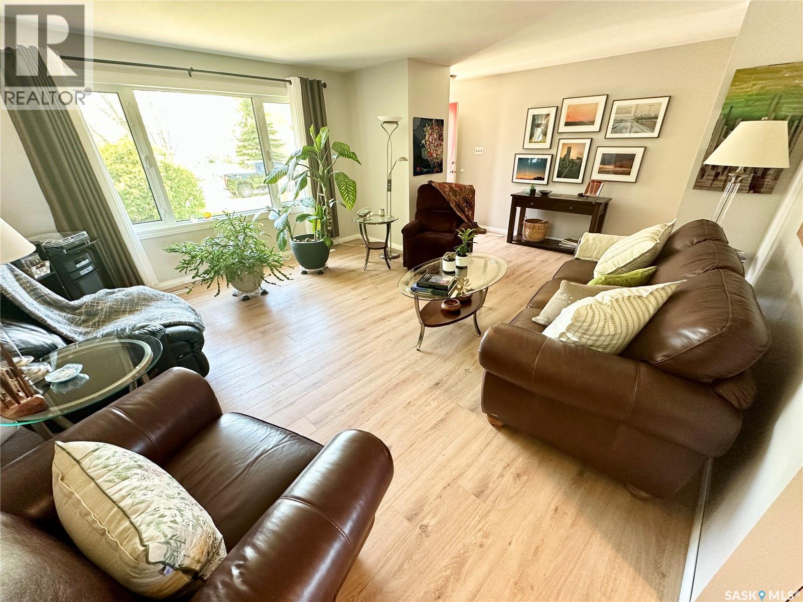 309 Russell STREET - photo 4