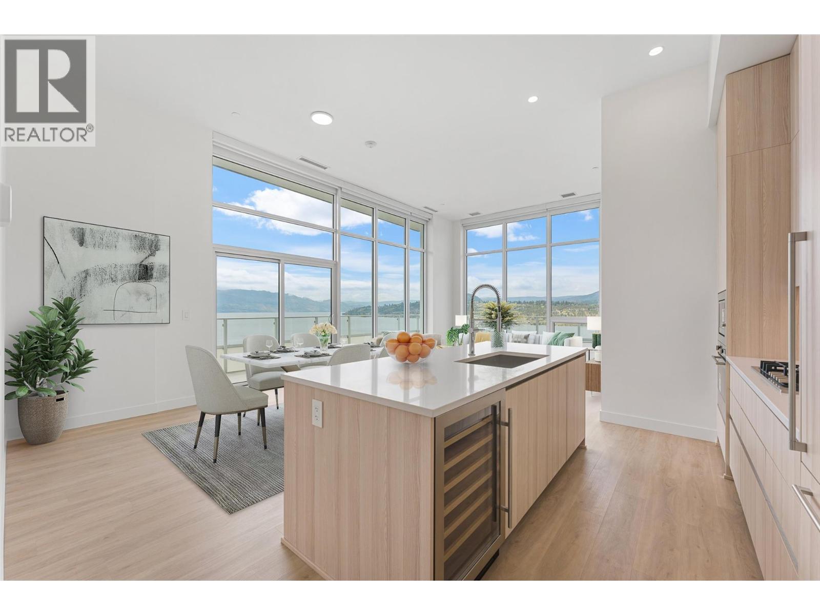 238 Leon Avenue Unit# 2405, Kelowna - Image 1