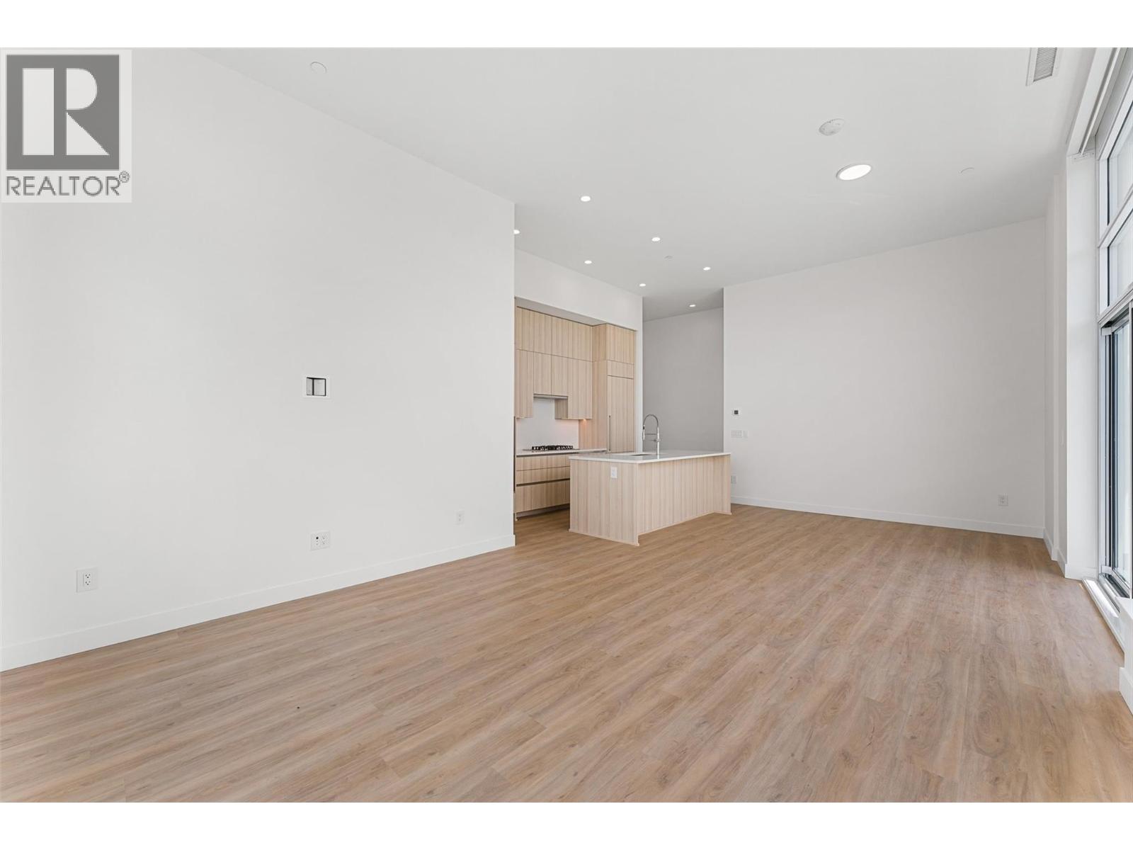 238 Leon Avenue Unit# 2405, Kelowna - Image 1