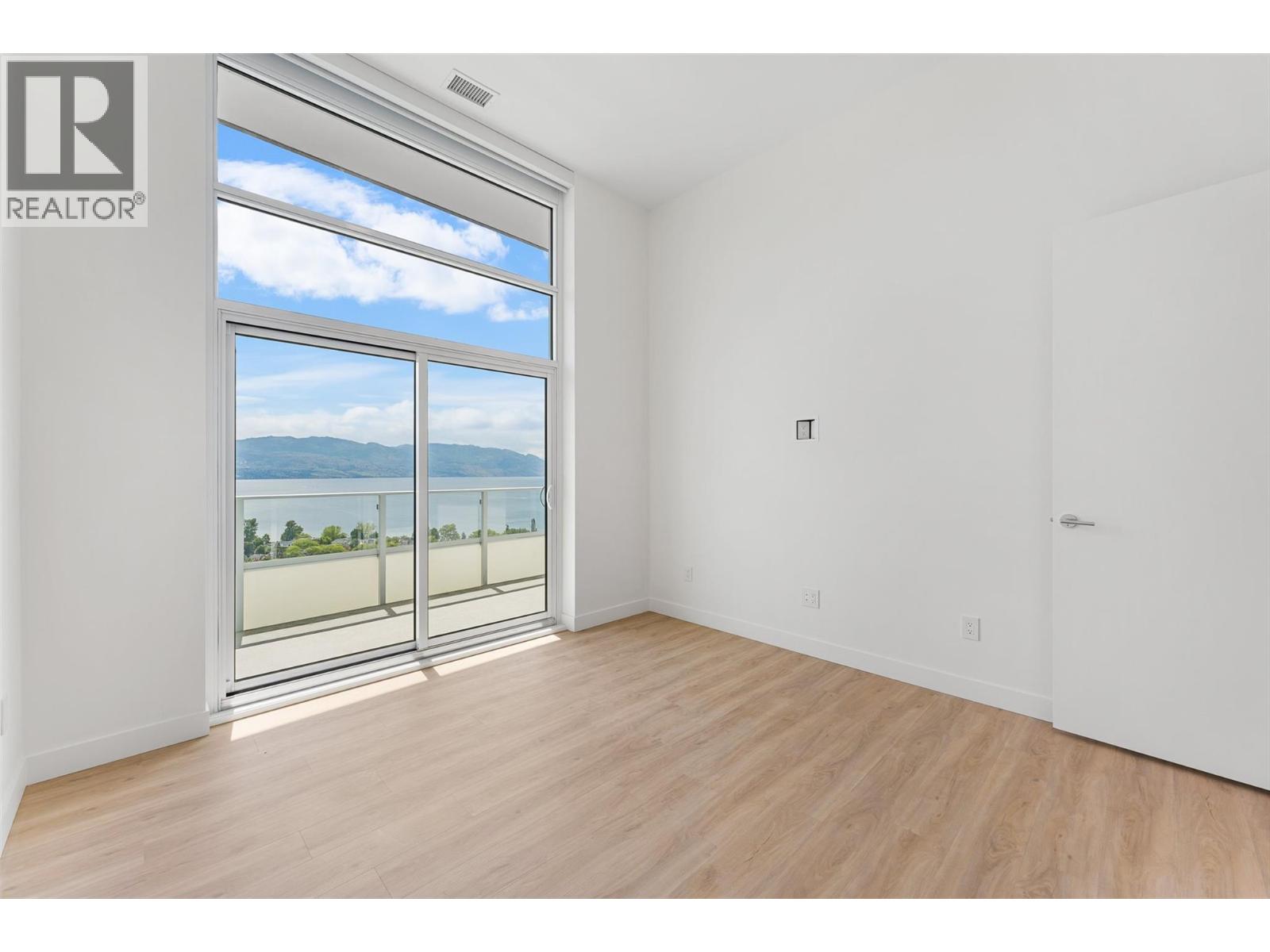 238 Leon Avenue Unit# 2405, Kelowna - Image 1