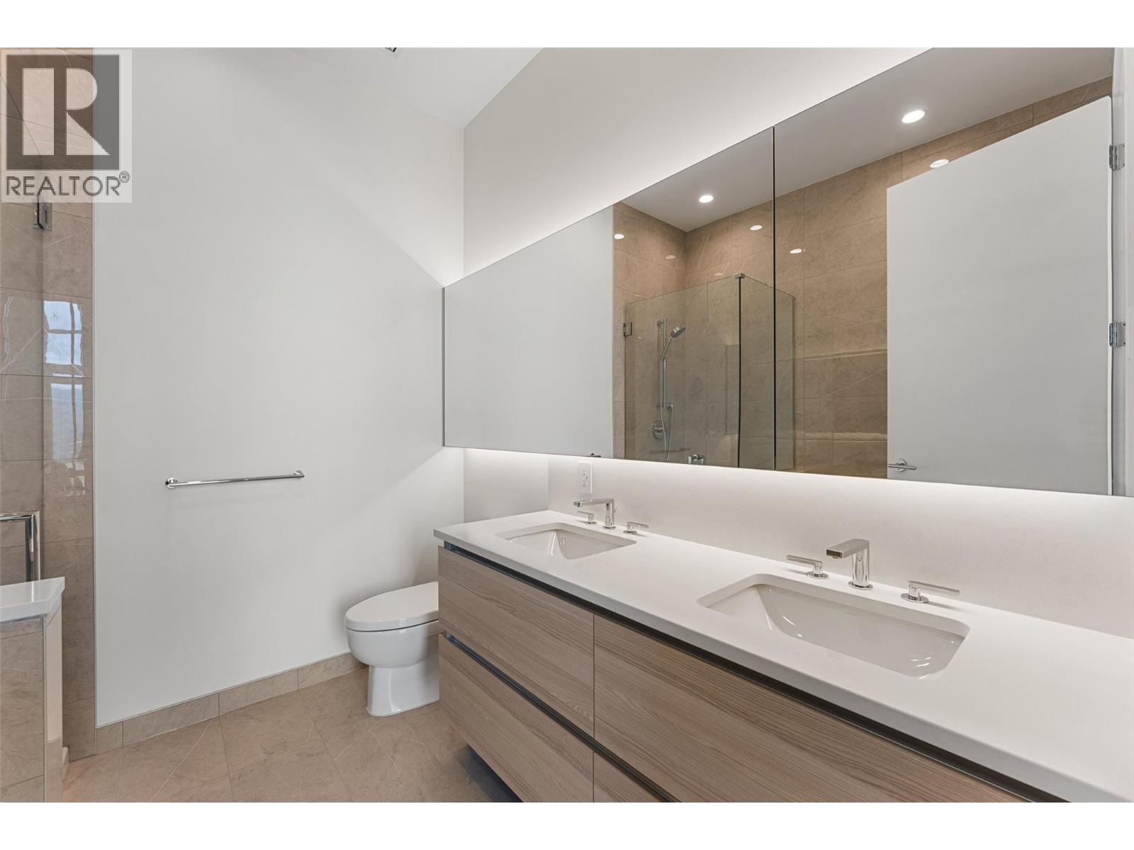 238 Leon Avenue Unit# 2405, Kelowna - Image 1