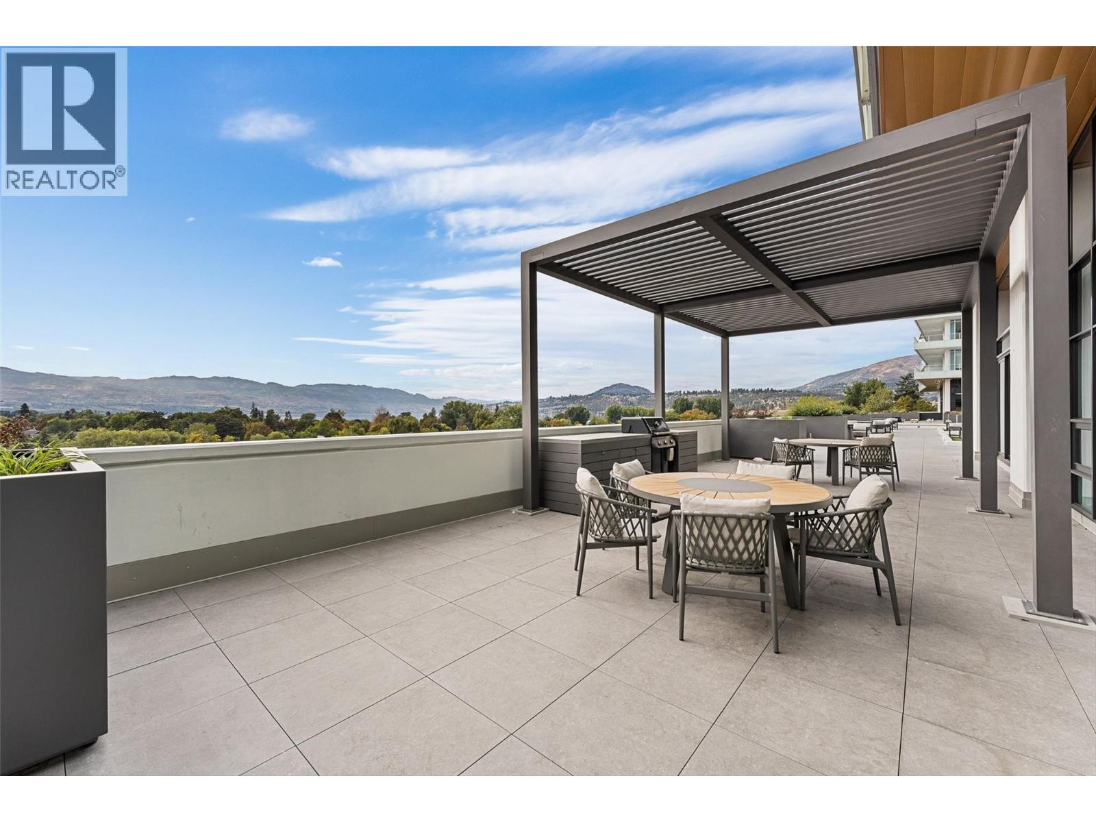 238 Leon Avenue Unit# 2405, Kelowna - Image 1