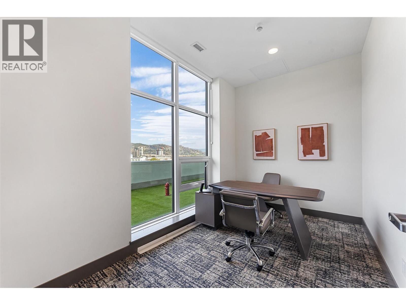 238 Leon Avenue Unit# 2405, Kelowna - Image 1