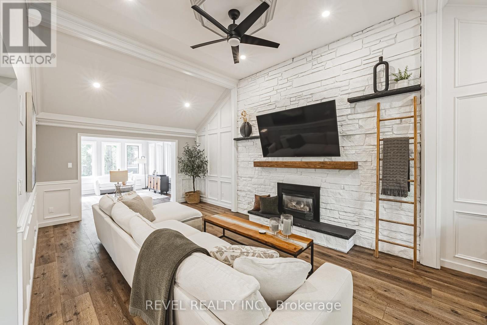 45 GOLF CLUB ROAD