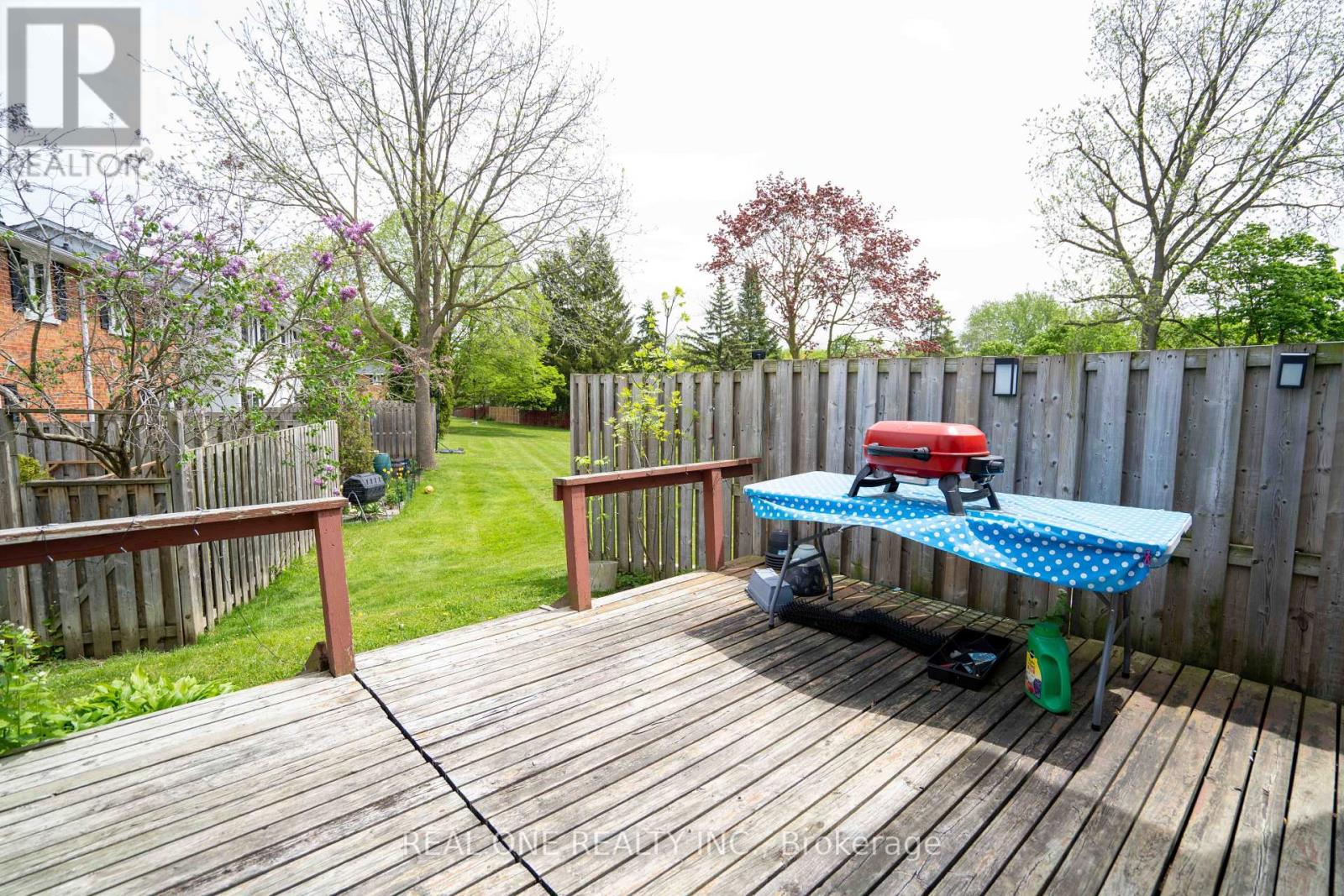 #2 407 KEATS WAY - 22