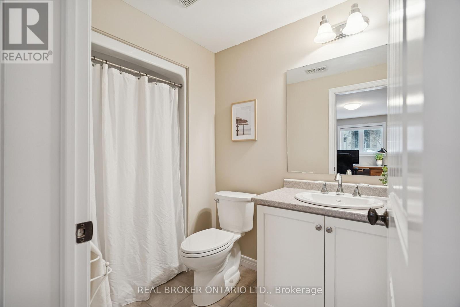 10 CHESTNUT DRIVE - 35