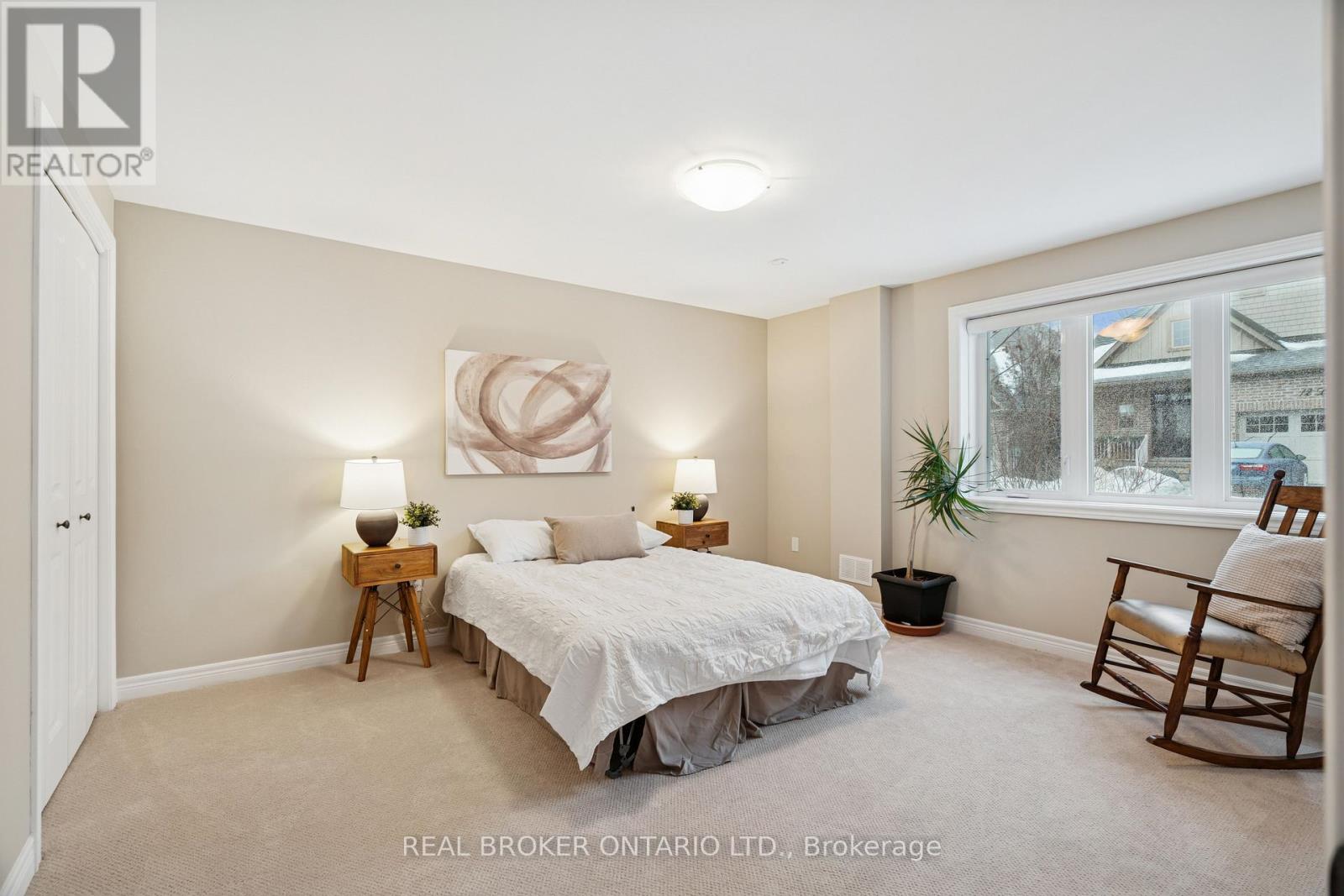 10 CHESTNUT DRIVE - 36