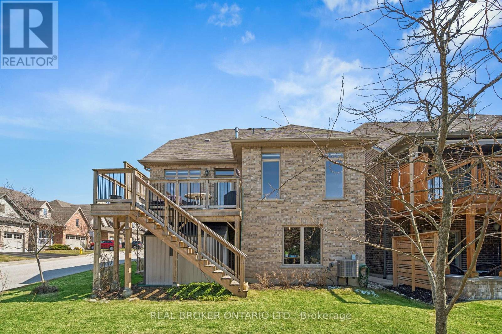 10 CHESTNUT DRIVE - 43