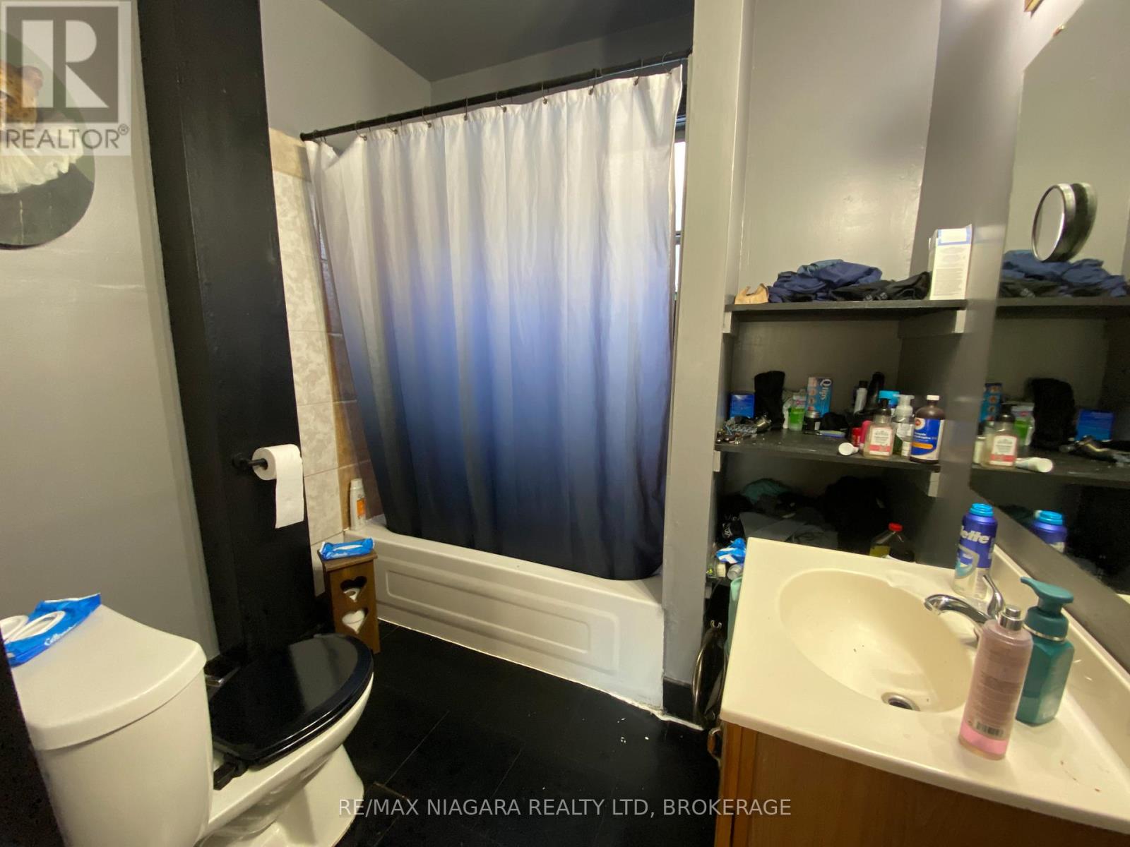 84 WATERLOO STREET - 10