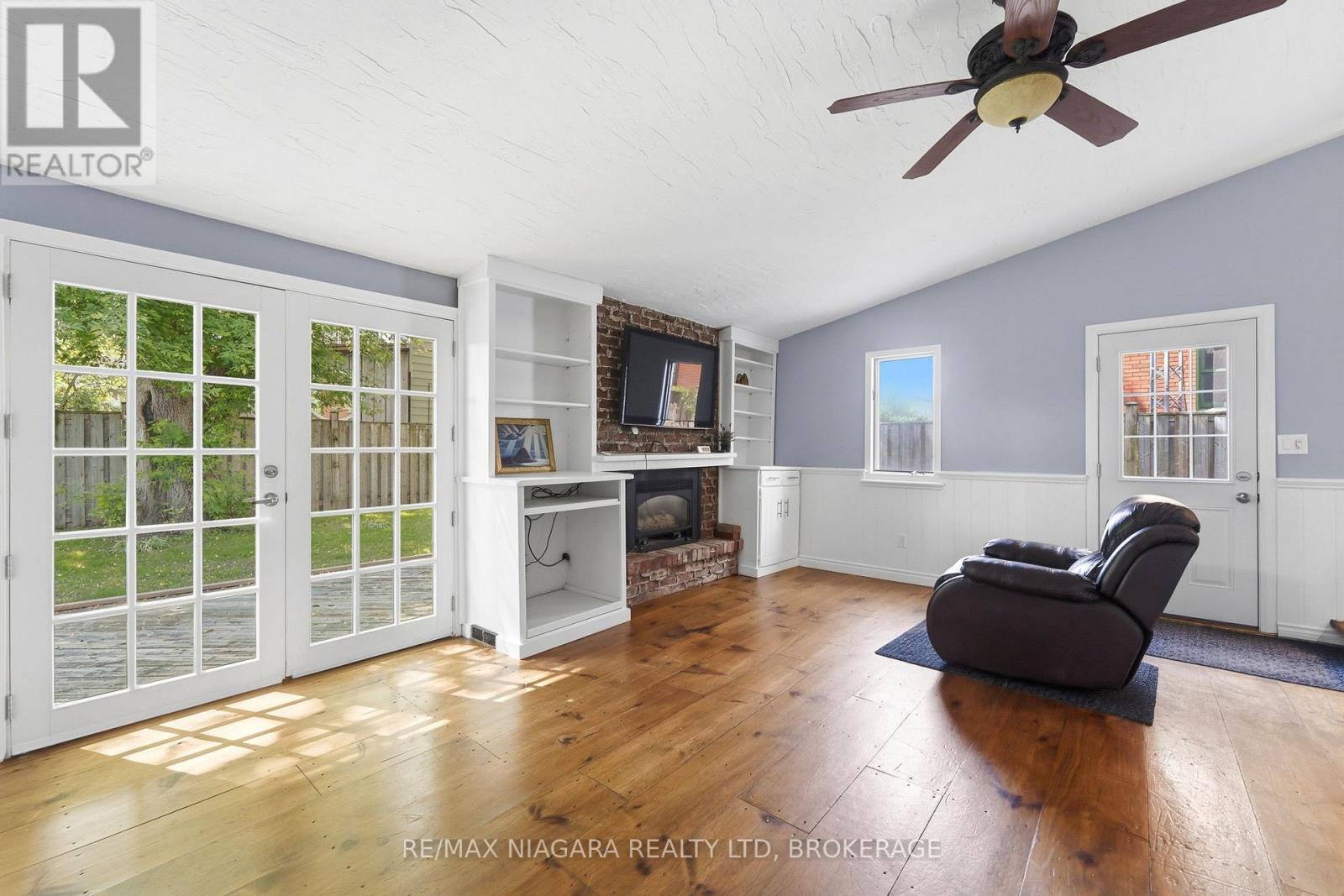 4887 CRYSLER AVENUE - 15