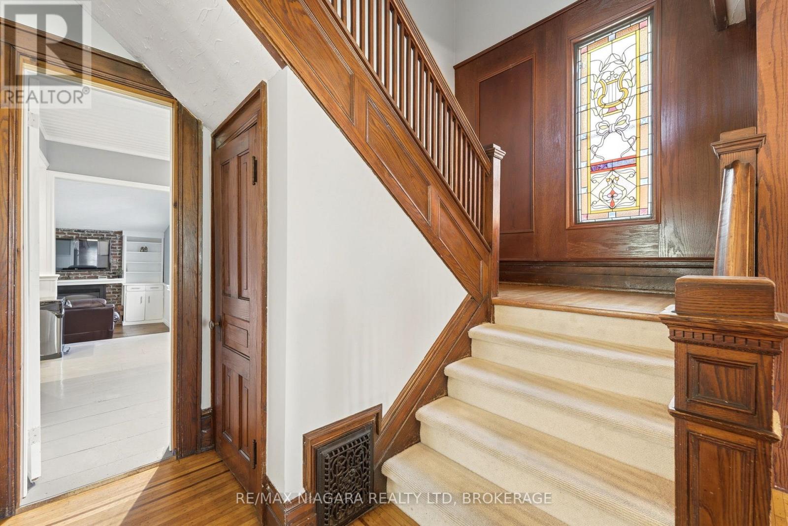 4887 CRYSLER AVENUE - 17
