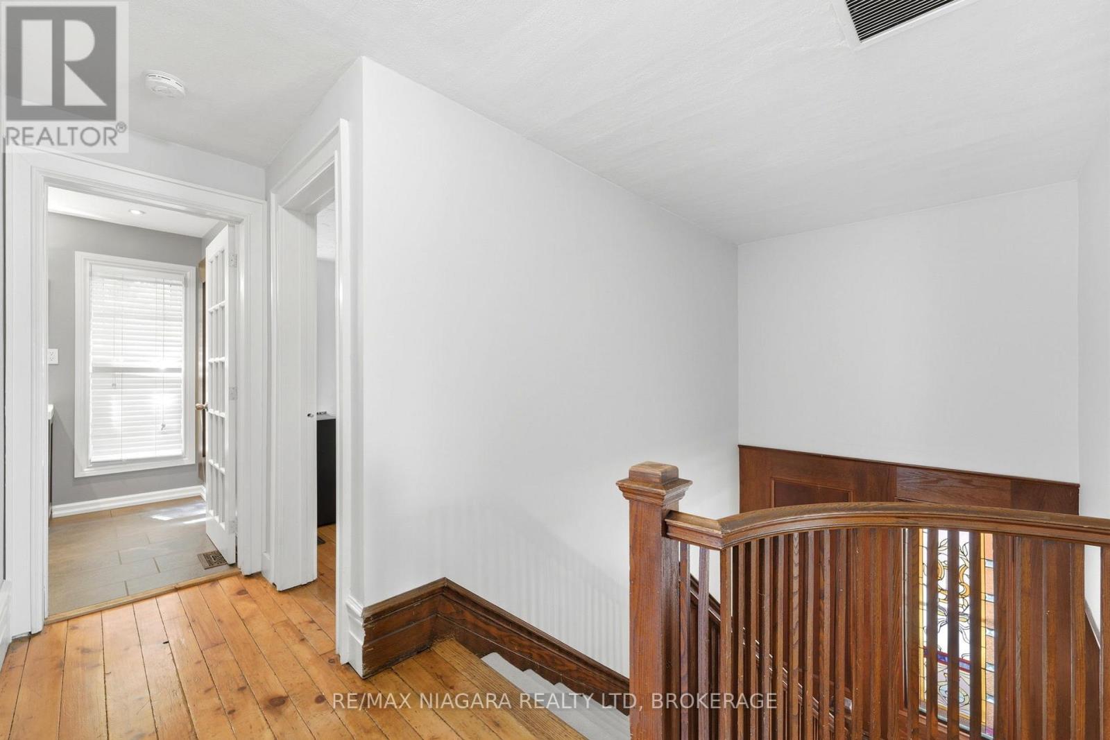 4887 CRYSLER AVENUE - 18