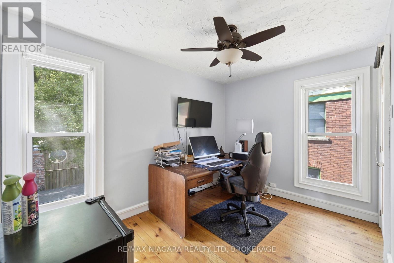 4887 CRYSLER AVENUE - 29