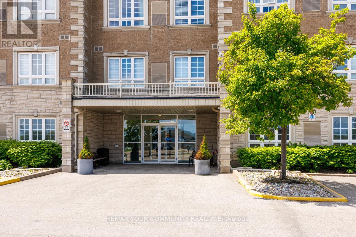 #206 112 SIMCOE ROAD - 3