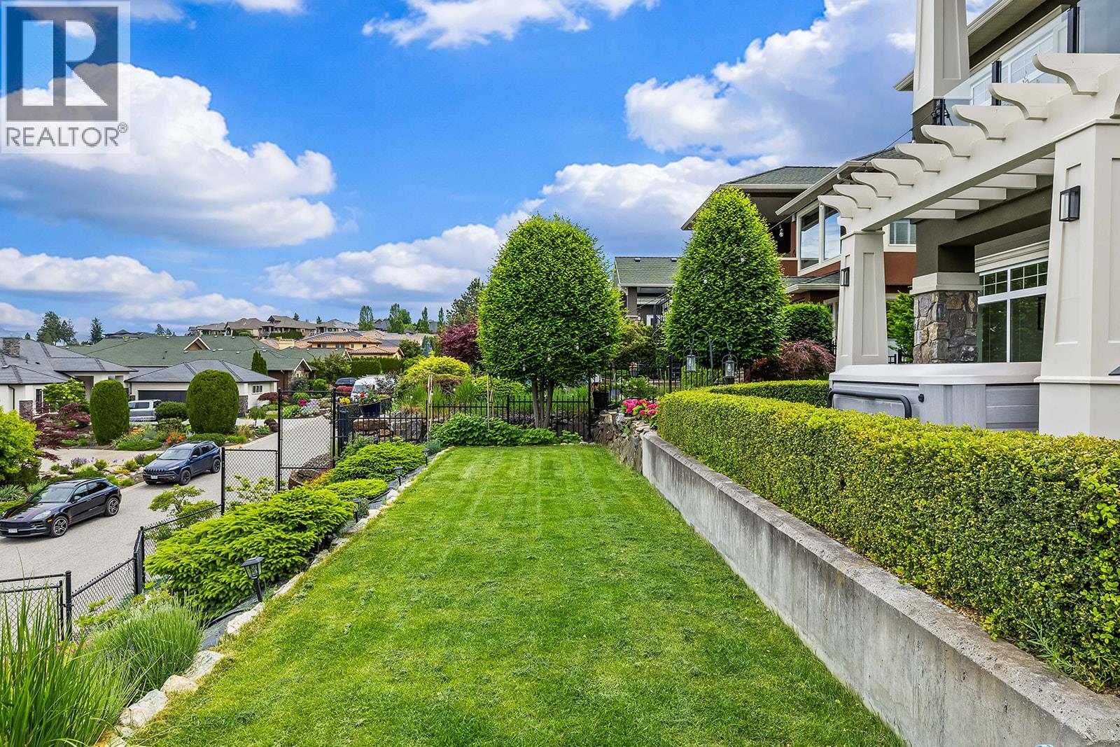 629 Almandine Court, Kelowna