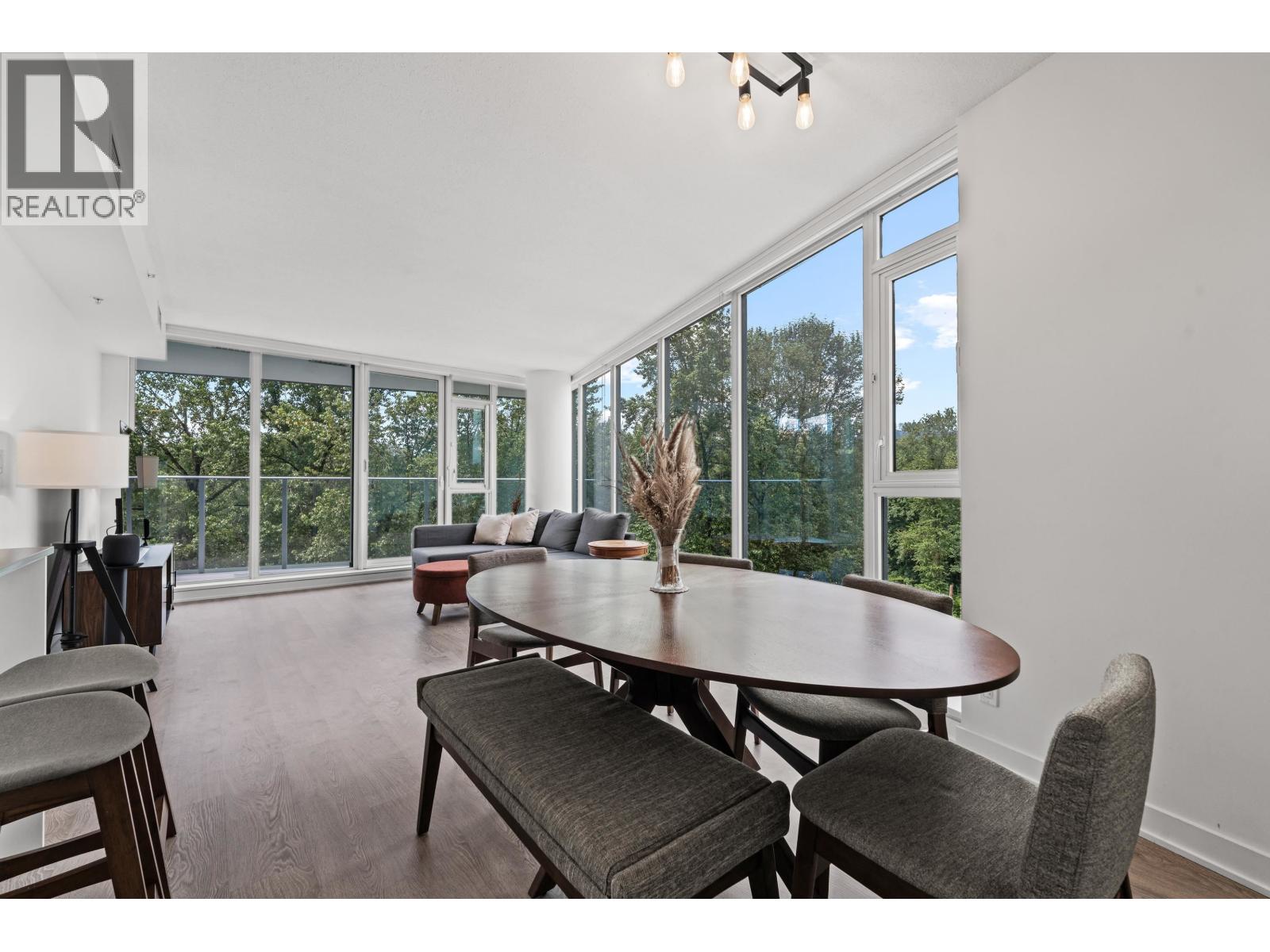 807 1401 HUNTER STREET — photo 3