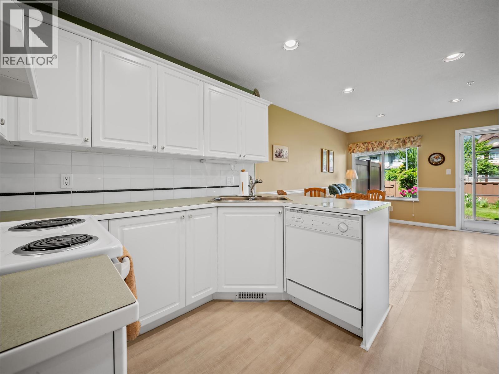 3 1370 RIVERWOOD GATE, Port Coquitlam