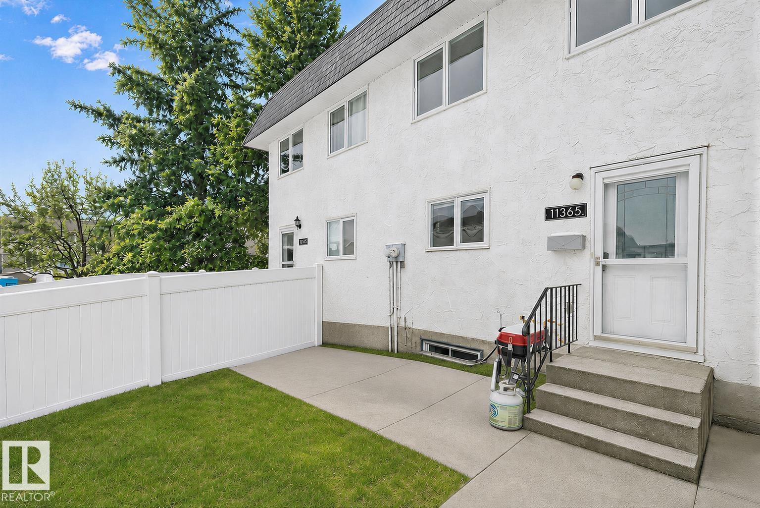 11365 22 AV NW - 22