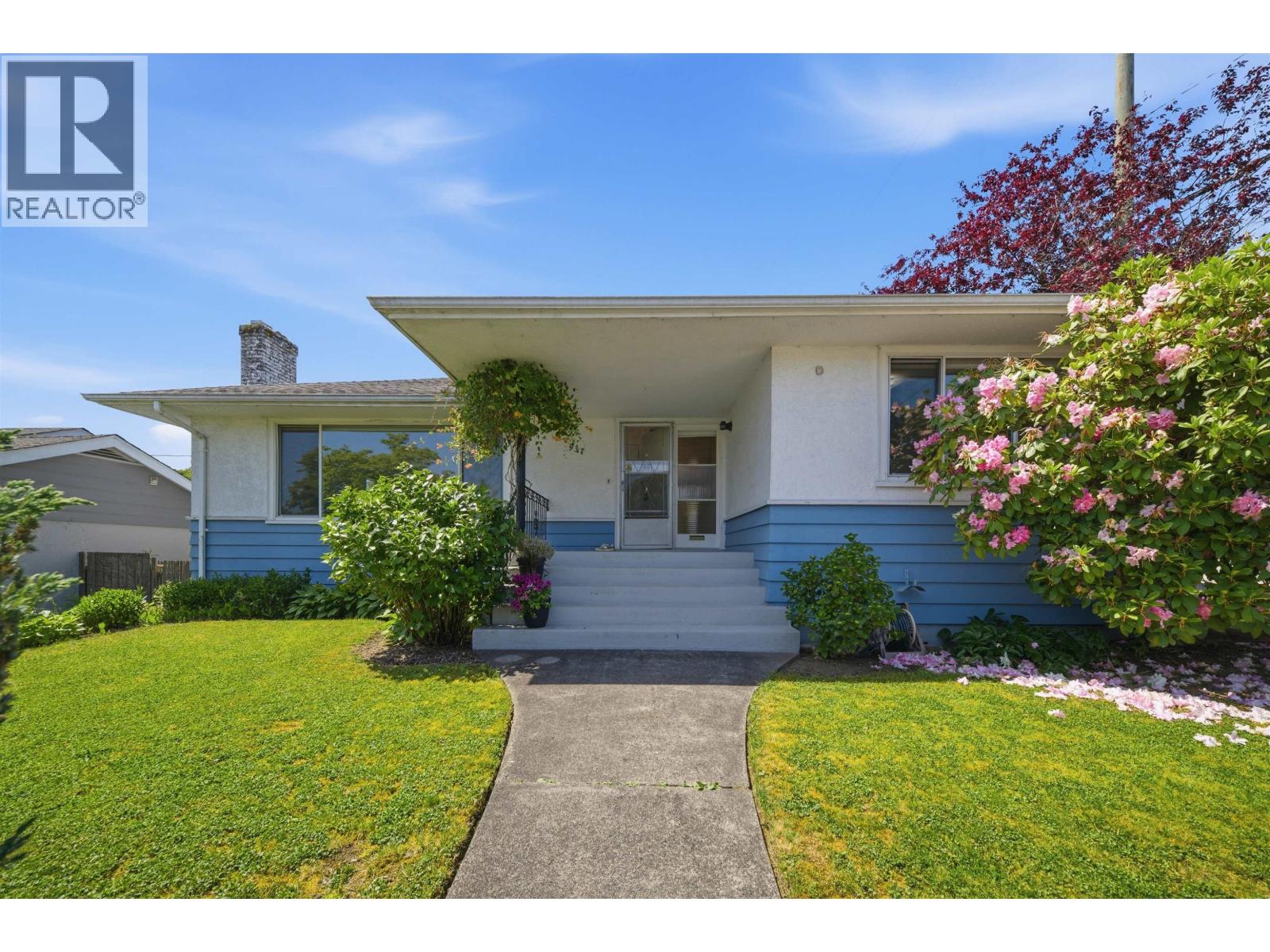 937 CHESTNUT STREET, New Westminster