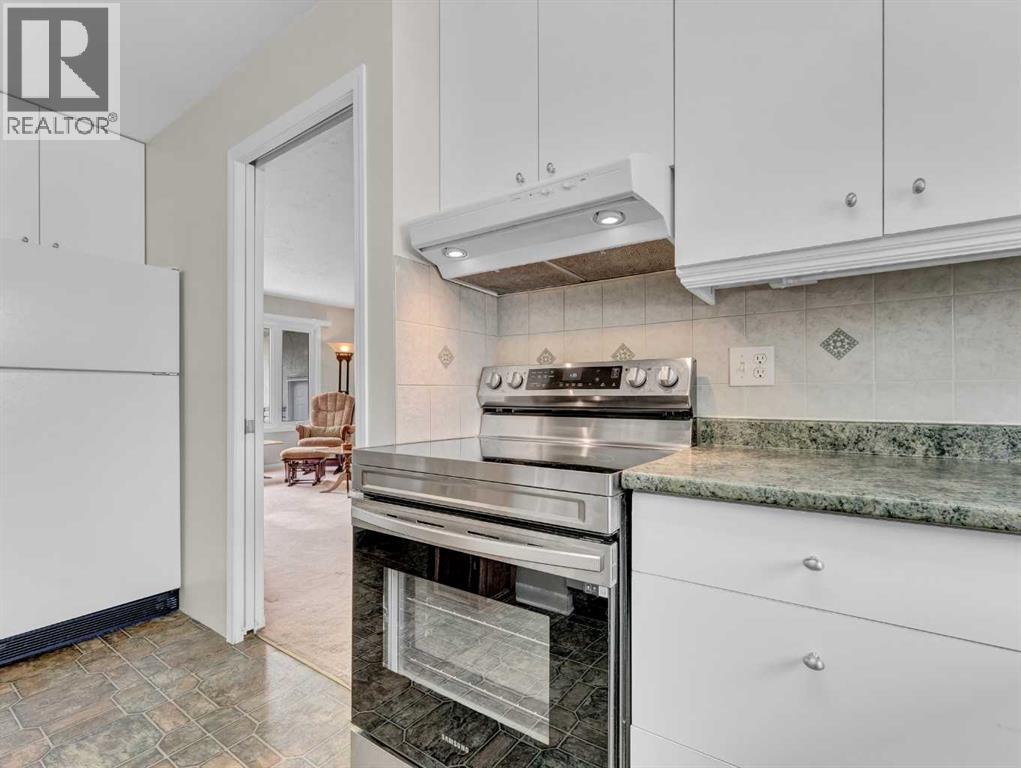 174 McCutcheon Drive NW - 20