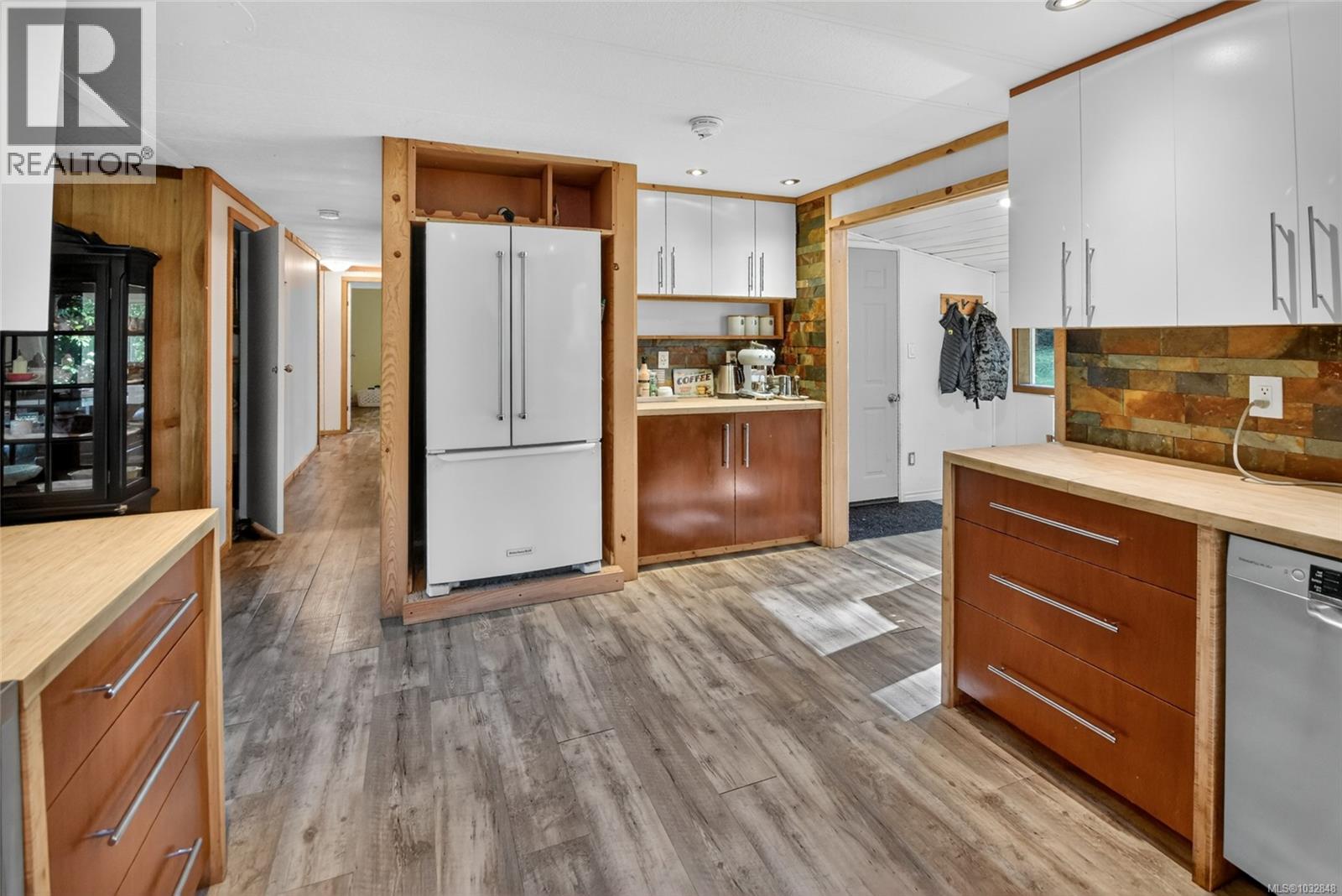 1208 North Rd - 13