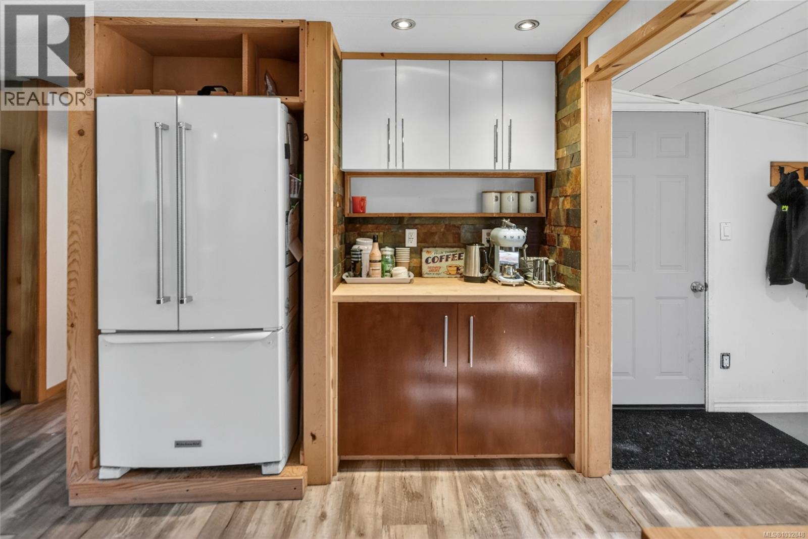 1208 North Rd - 14