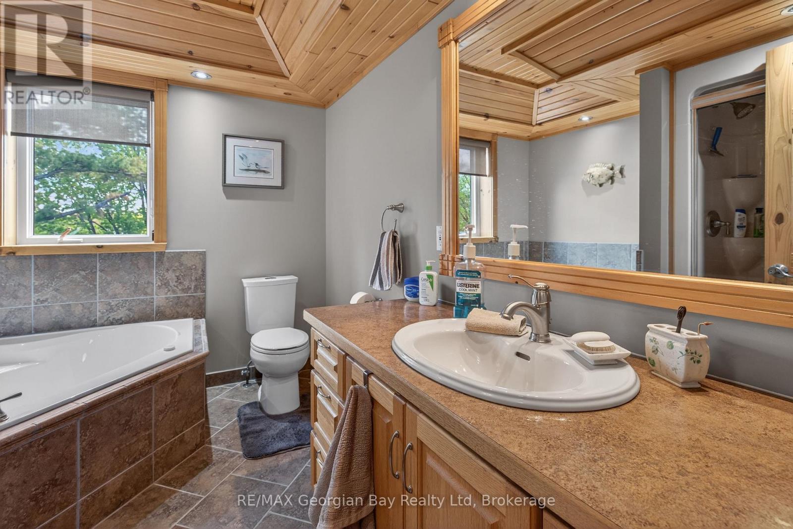 185 PICNIC ISLAND ROAD - 17