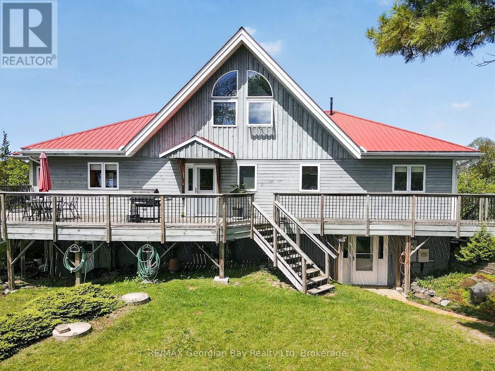 185 PICNIC ISLAND ROAD - Image 2