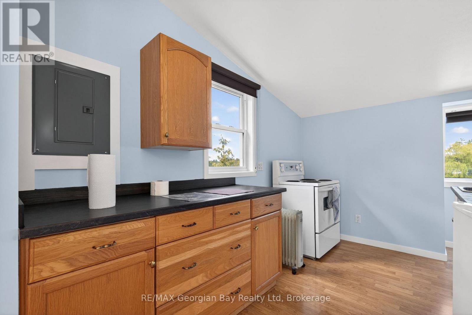 185 PICNIC ISLAND ROAD - 29
