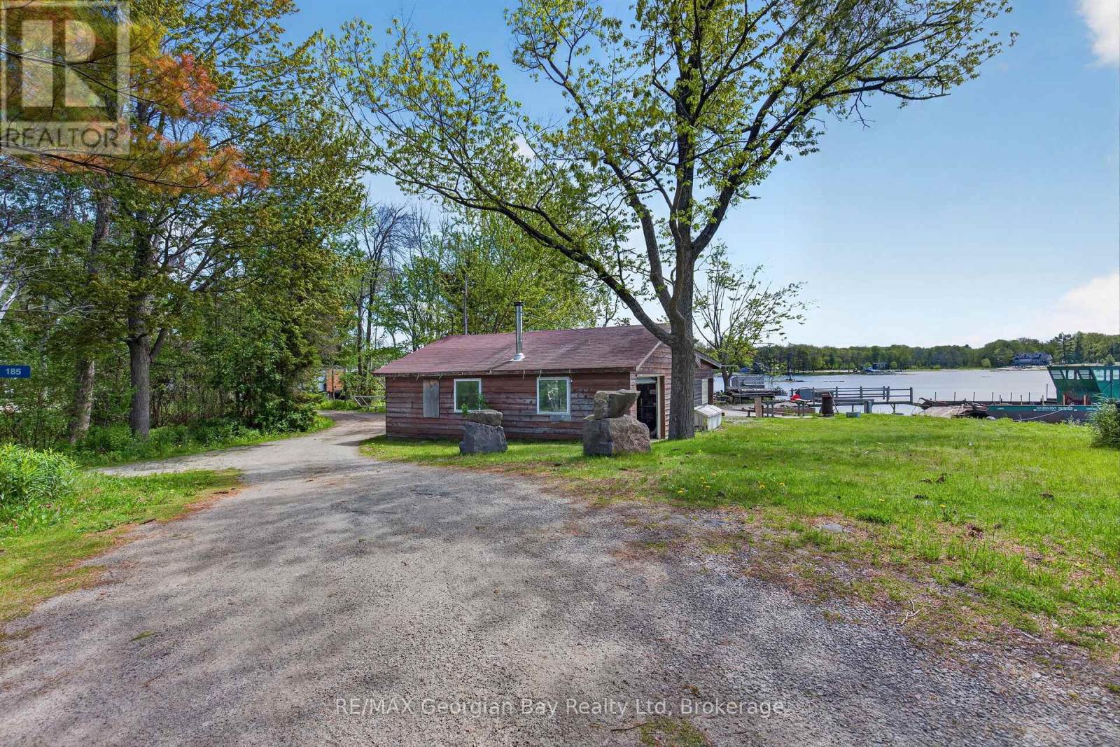185 PICNIC ISLAND ROAD - 39