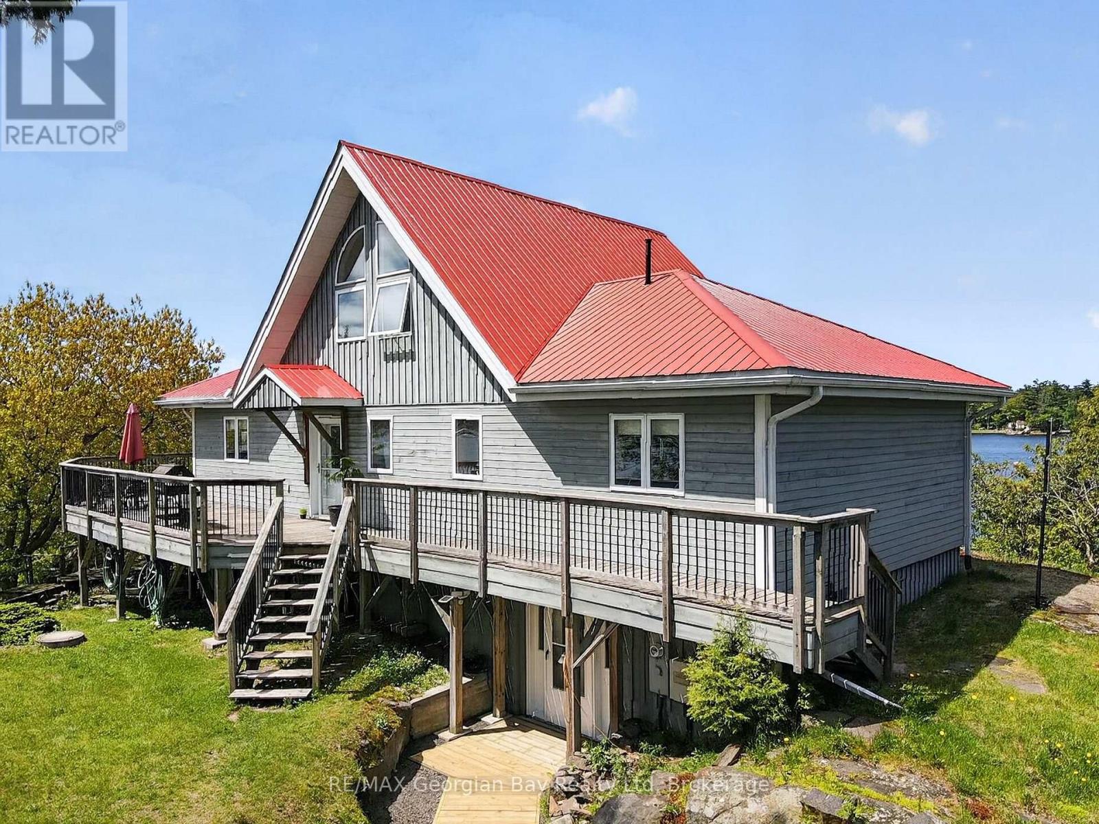 185 PICNIC ISLAND ROAD - 41