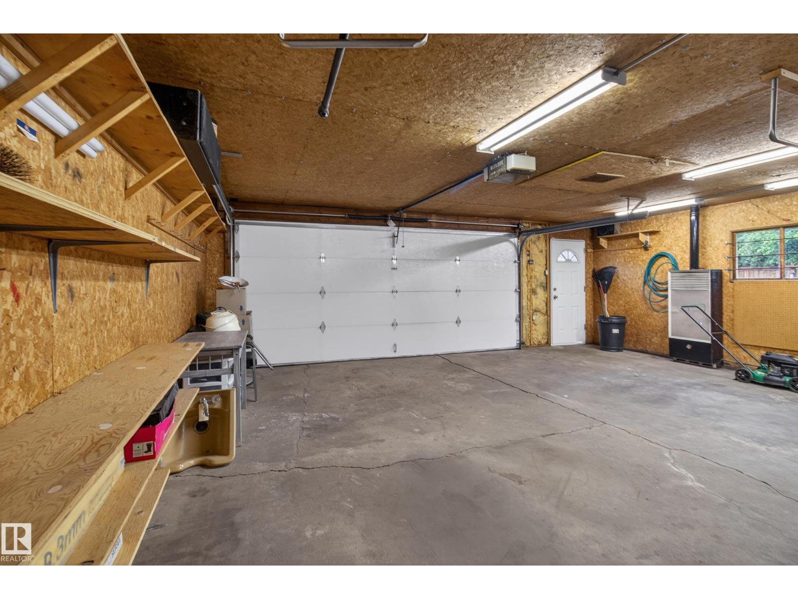 302 FIR ST - 61
