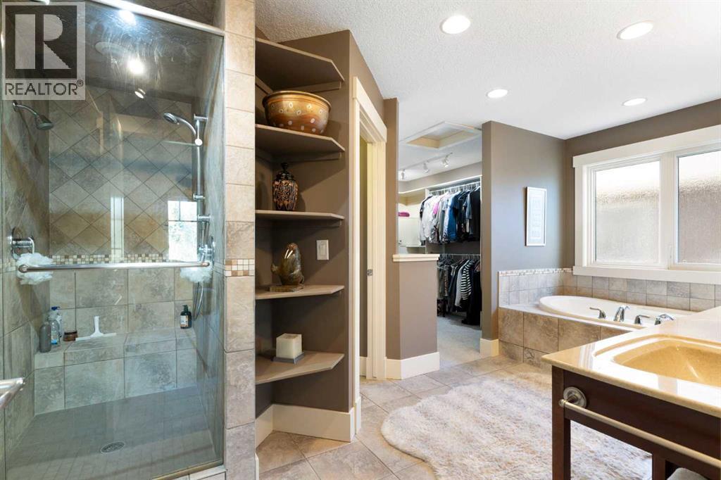 7 Discovery Ridge Cove SW - 27