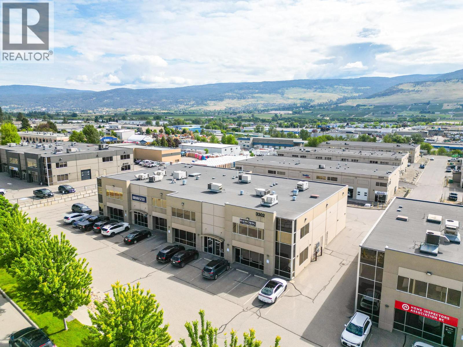 8 3302 Appaloosa Road, Kelowna