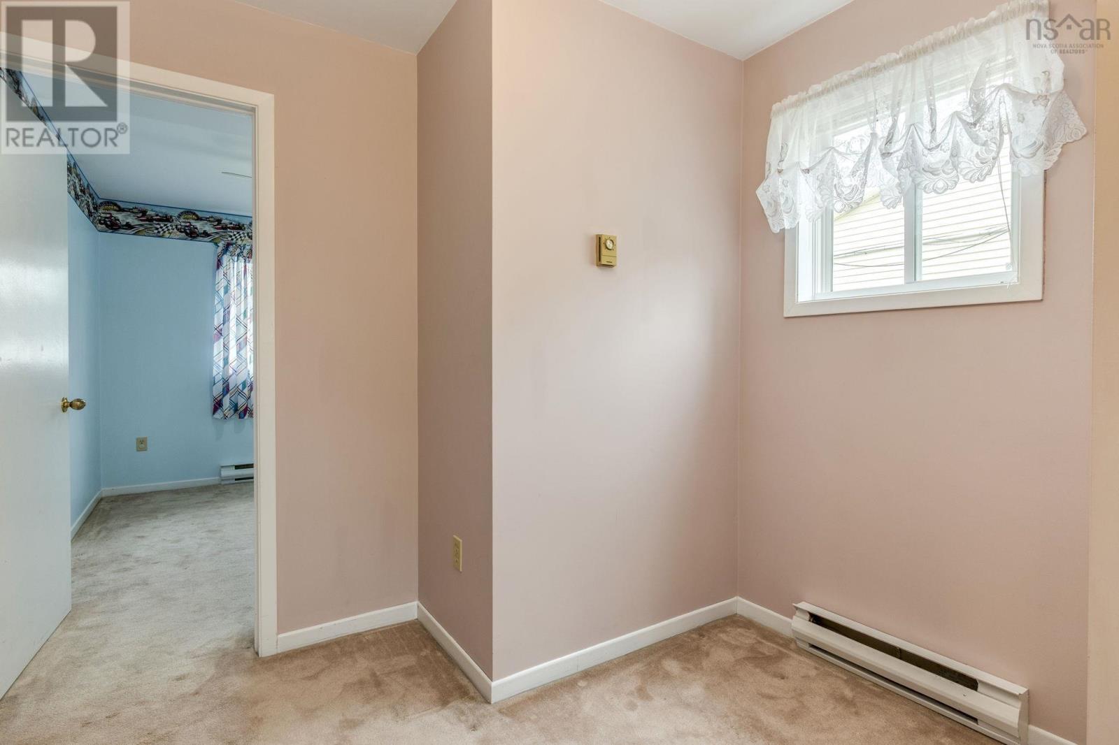 Property 4 of 41 of 124 Waterwheel Crescent