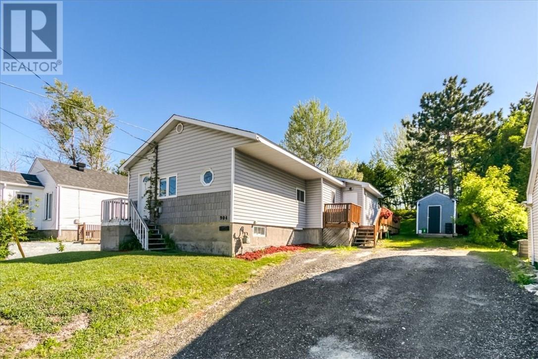 904 Bancroft Drive