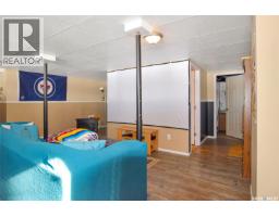 208-210 Criddle Avenue, Crooked Lake, SK S0G1E0 Photo 22