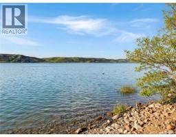 208-210 Criddle Avenue, Crooked Lake, SK S0G1E0 Photo 32