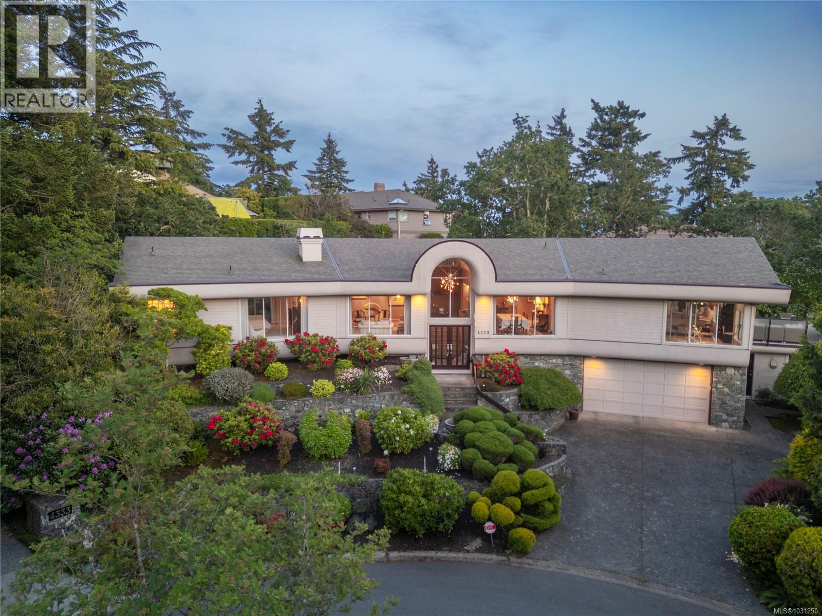 4329 Stoneywood Lane, Saanich