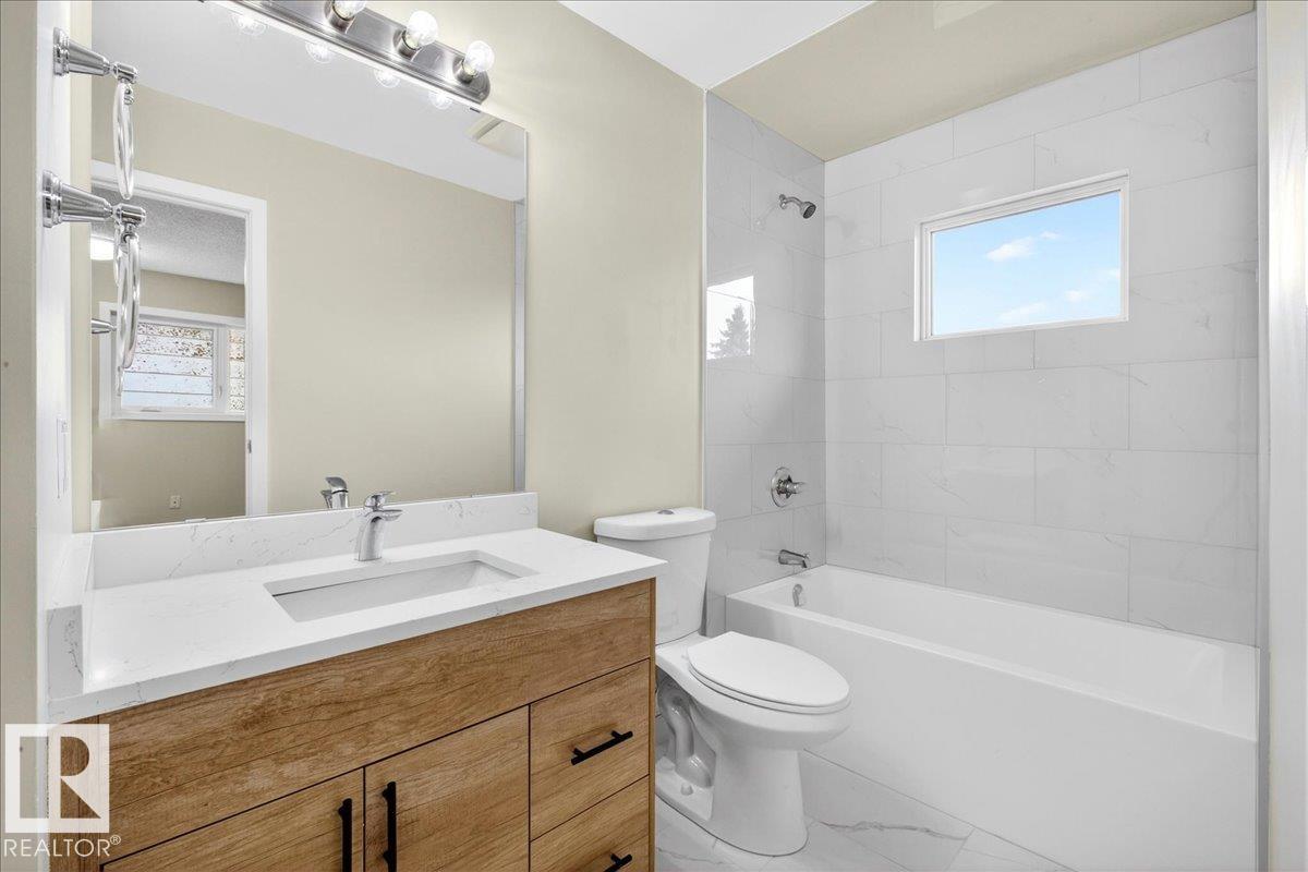 1815 42 ST NW - 12