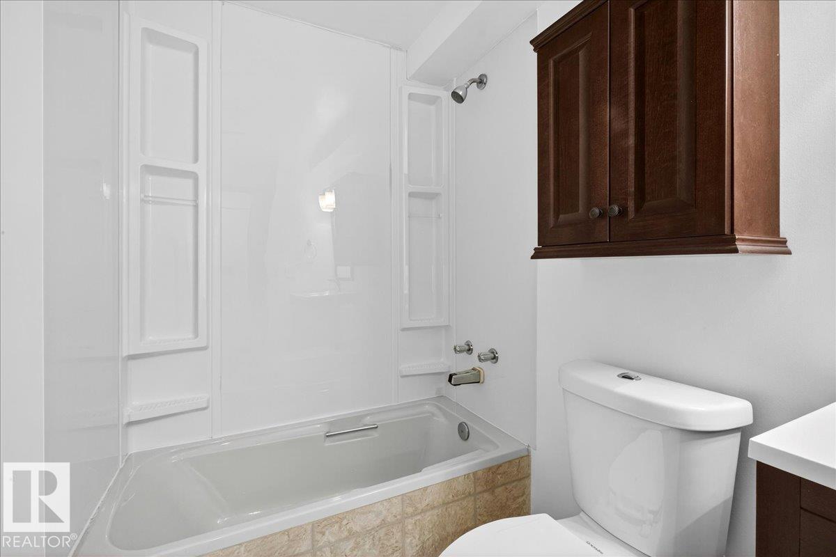 1815 42 ST NW - 24