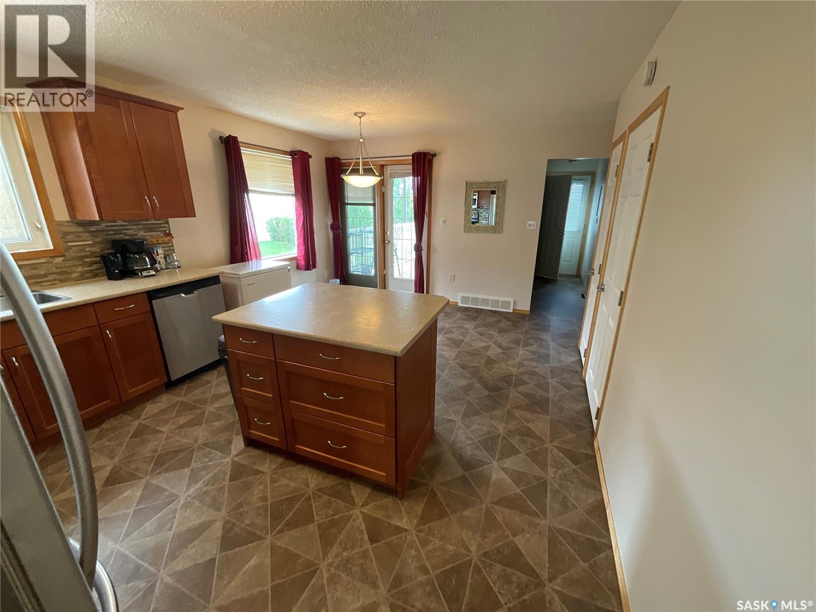 207 7th STREET S - 6