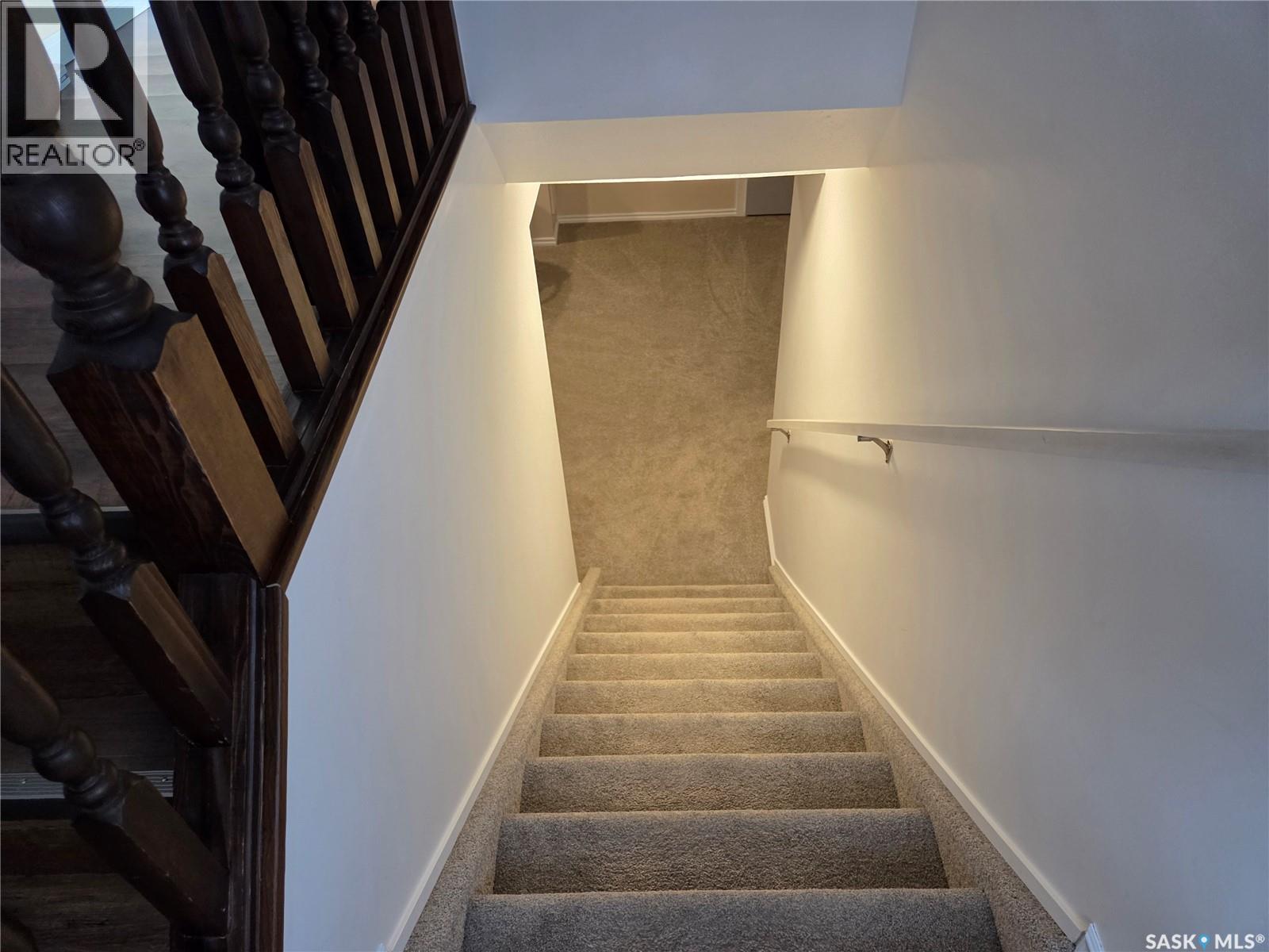 754 Golburn CRESCENT — photo 24