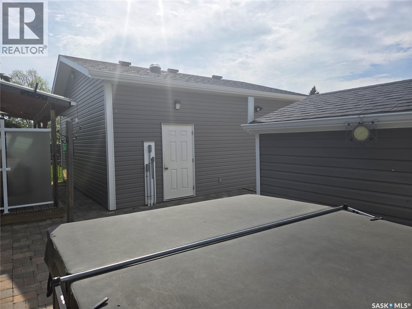 754 Golburn CRESCENT — photo 46