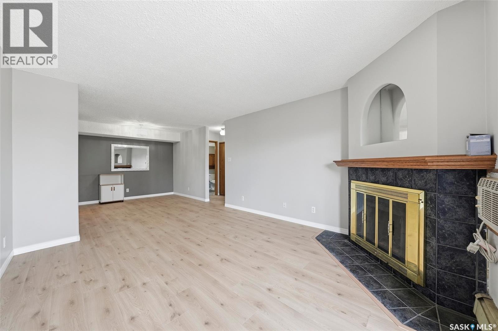 #202 345 Kingsmere BOULEVARD - 15