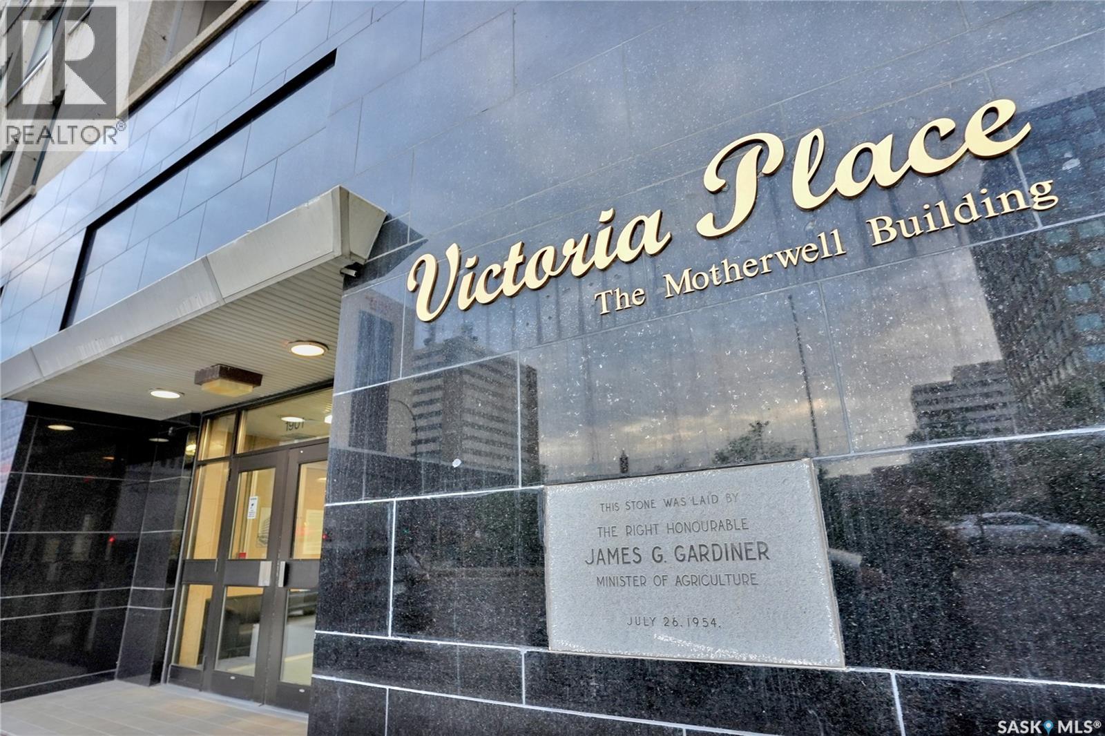 #208 1901 Victoria AVENUE - Image 2