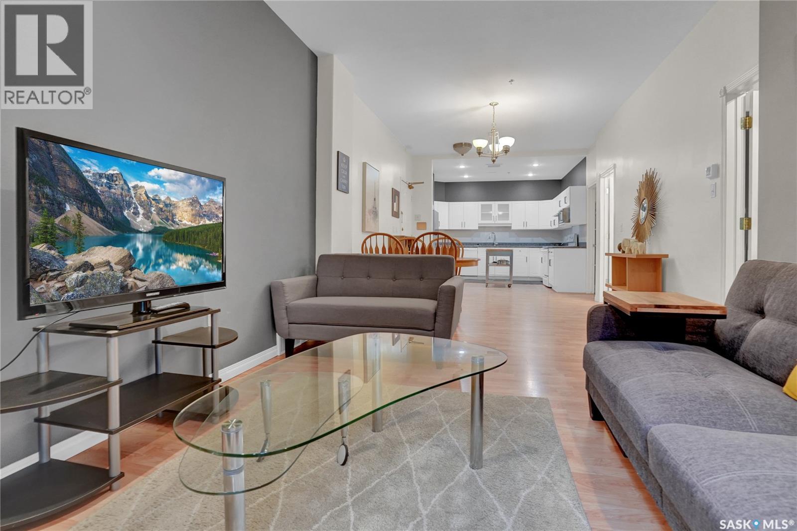 #208 1901 Victoria AVENUE - 5