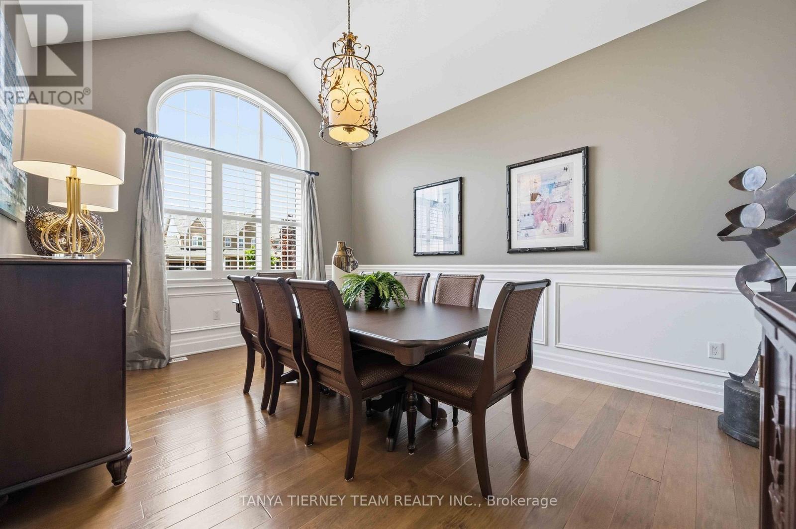 25 MONTANA CRESCENT - 10