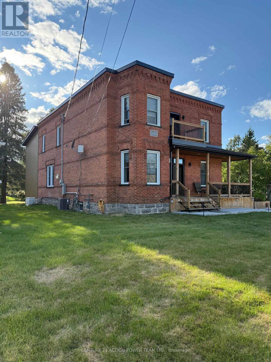 1674 LANDRY STREET - 37